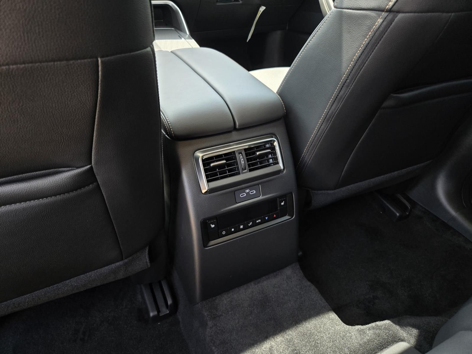 New 2026 Copper Metallic Mazda 3.3 Turbo Premium image 13