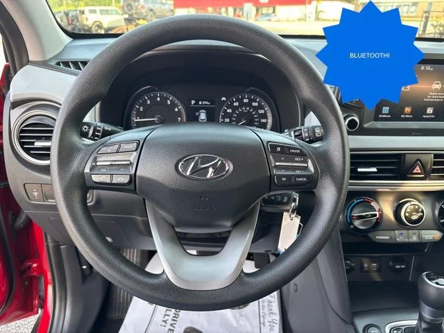 Used 2019 Red Hyundai SE image 13