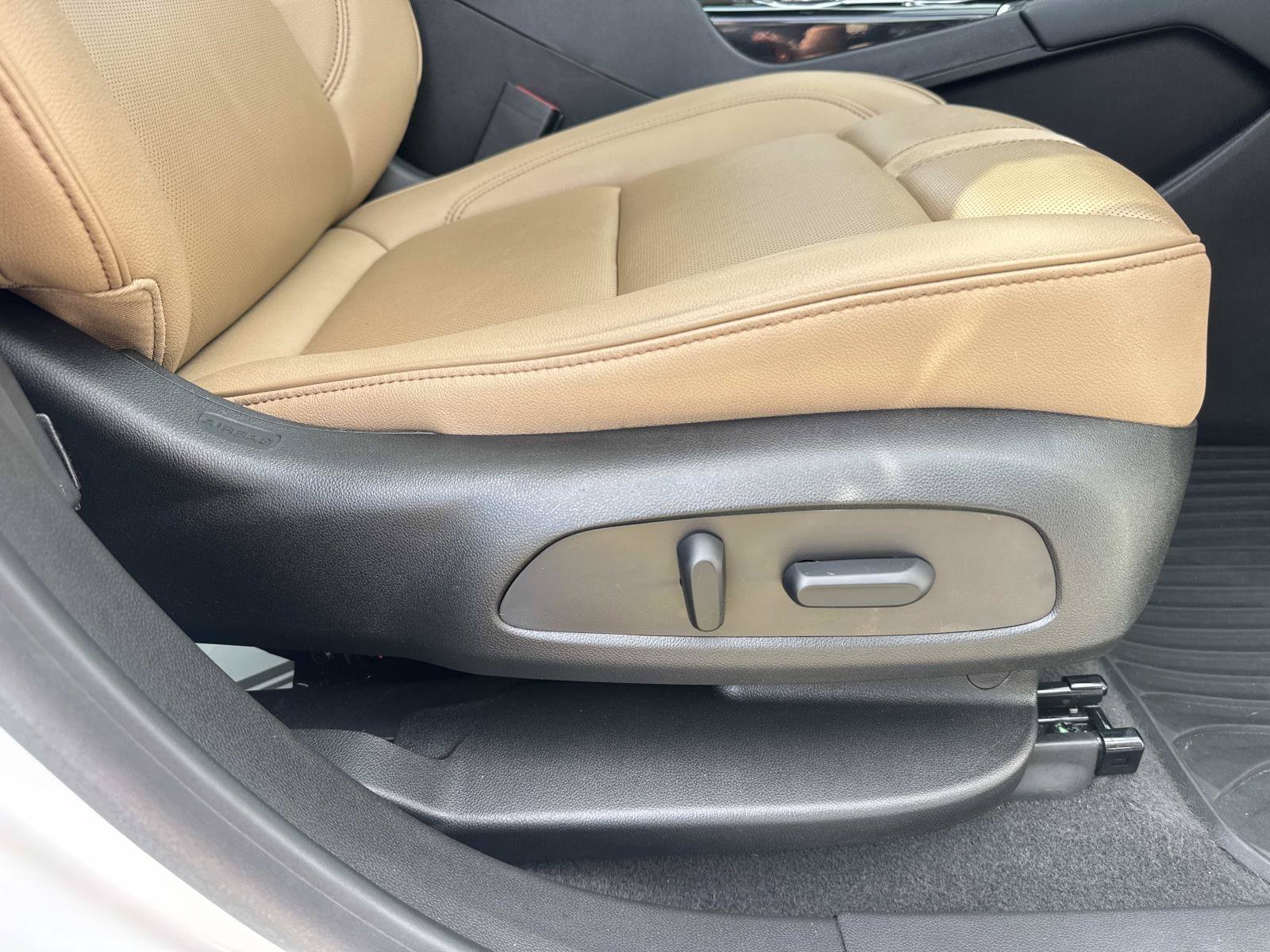 Used 2023 Beige Chevrolet Premier image 15