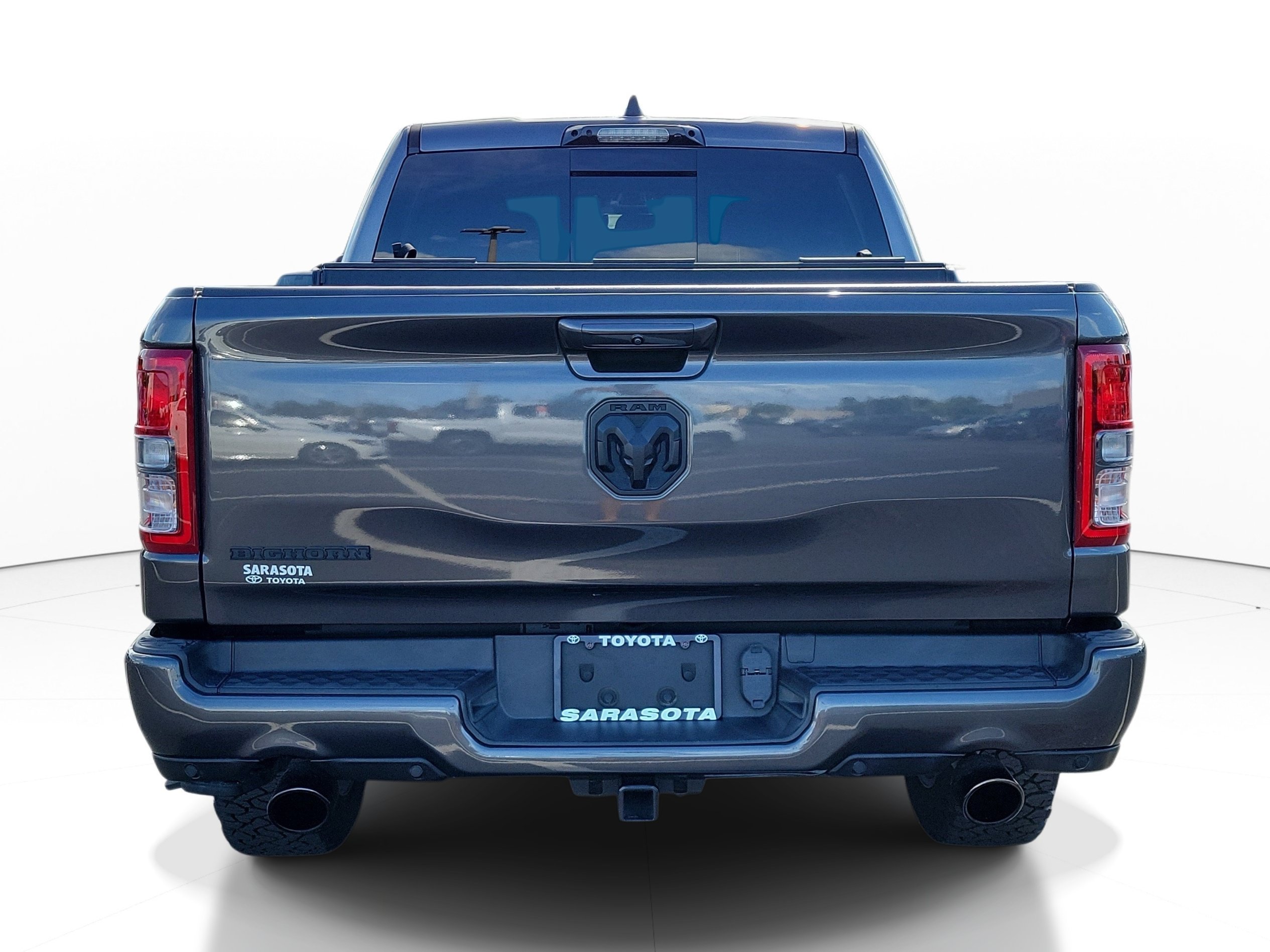 Used 2022 Granite Crystal Metallic Clearcoat Ram Big Horn/Lone Star image 4