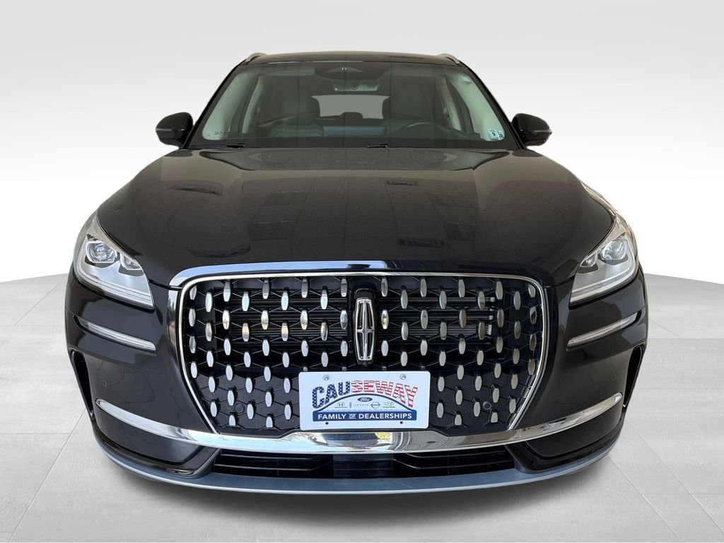 Used 2023 Black Metallic Lincoln Reserve image 2