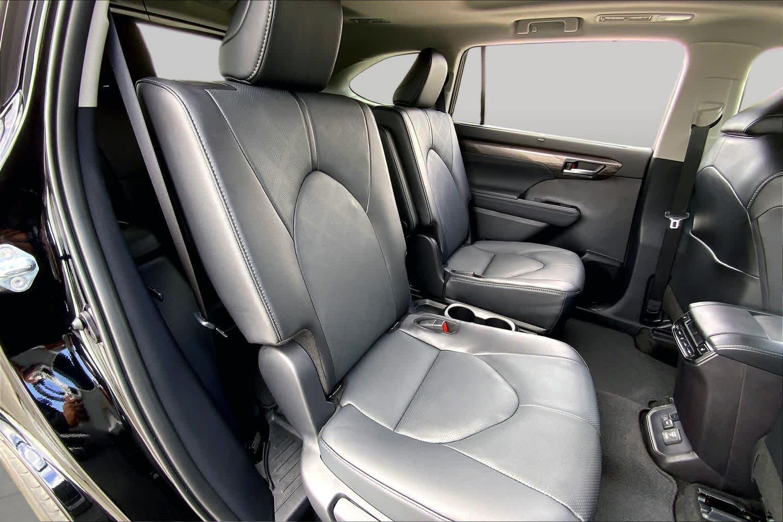 Used 2026 Midnight Black Metallic Toyota Hybrid Platinum image 19