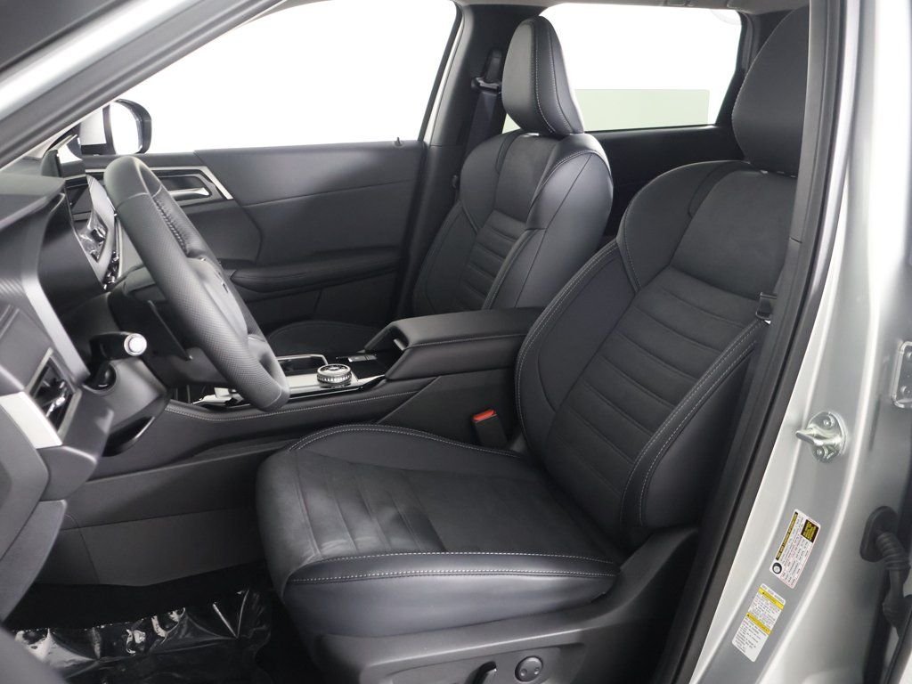 New 2026 Silver Mitsubishi SE 1.5T S-AWC image 33