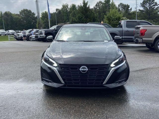 Certified Used 2024 Black Nissan 2.5 SV image 6