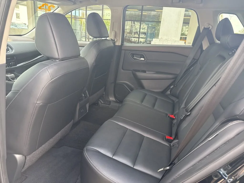 Used 2023 Black Nissan SL image 15