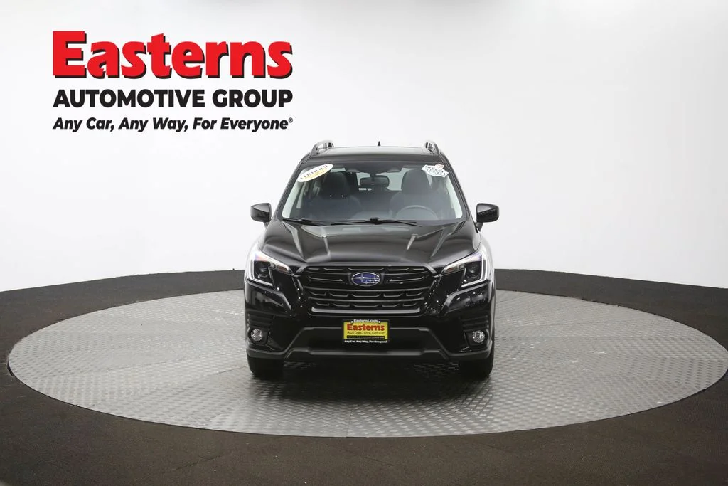 Used 2022 Black Subaru Premium image 56