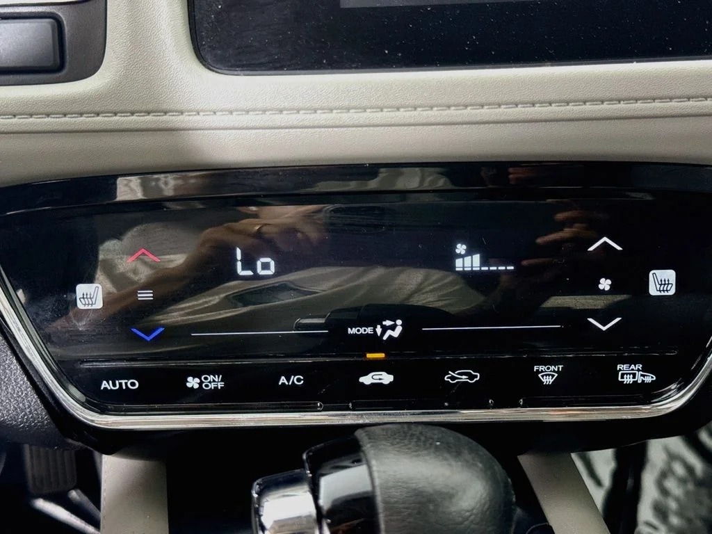 Used 2022  Honda EX-L image 16