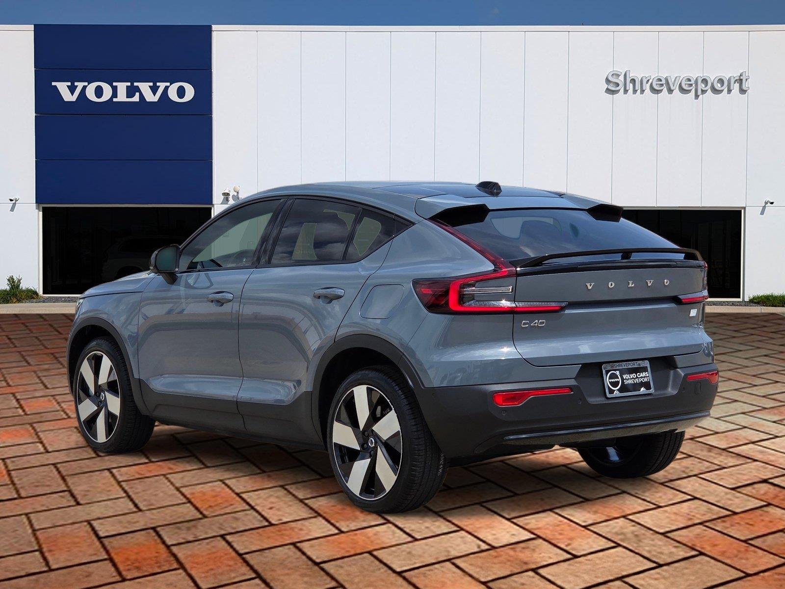 Used 2023 Thunder Gray Metallic Volvo Ultimate image 5