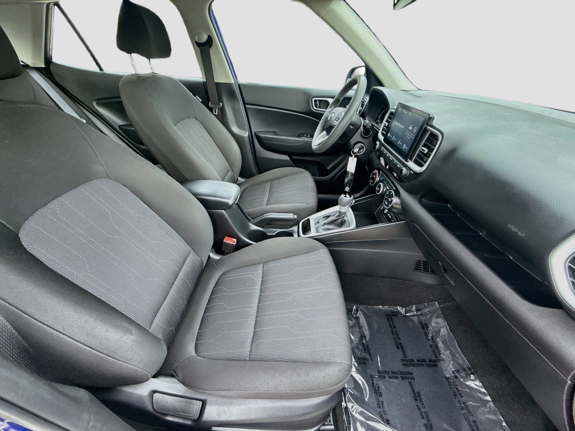 Used 2024 Intense Blue Hyundai SE image 28