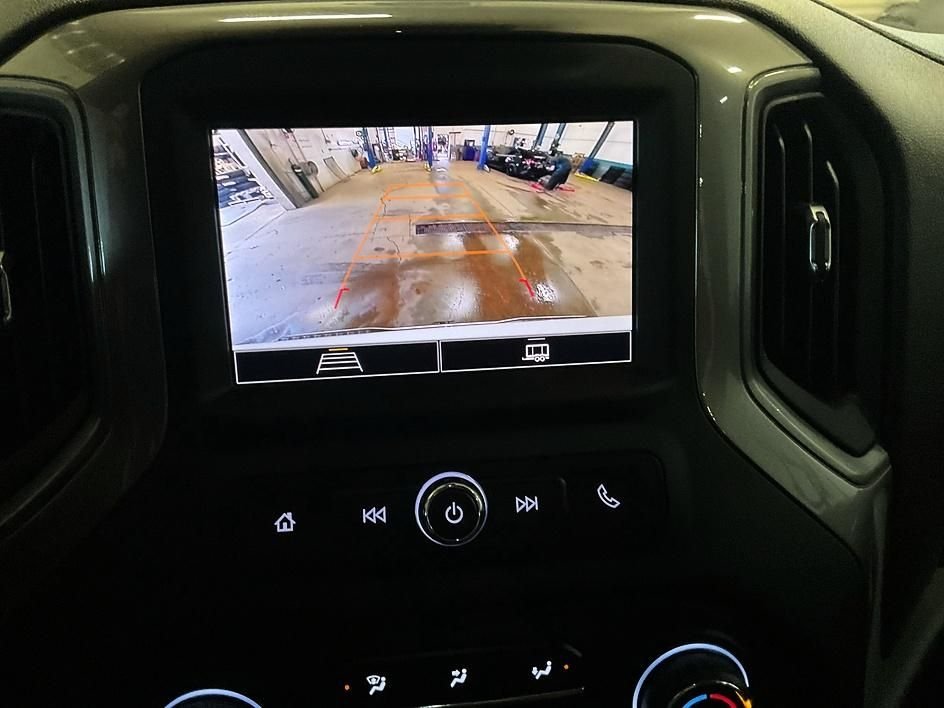 Used 2026 White Chevrolet Custom image 19