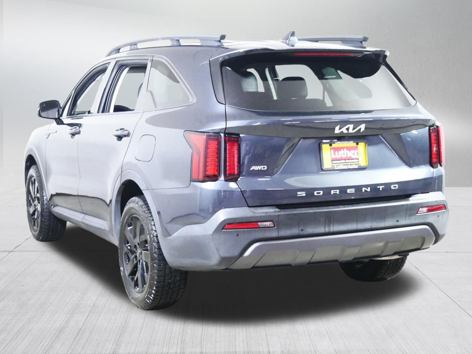 2022 Kia Sorento X-Line S - Photo 5