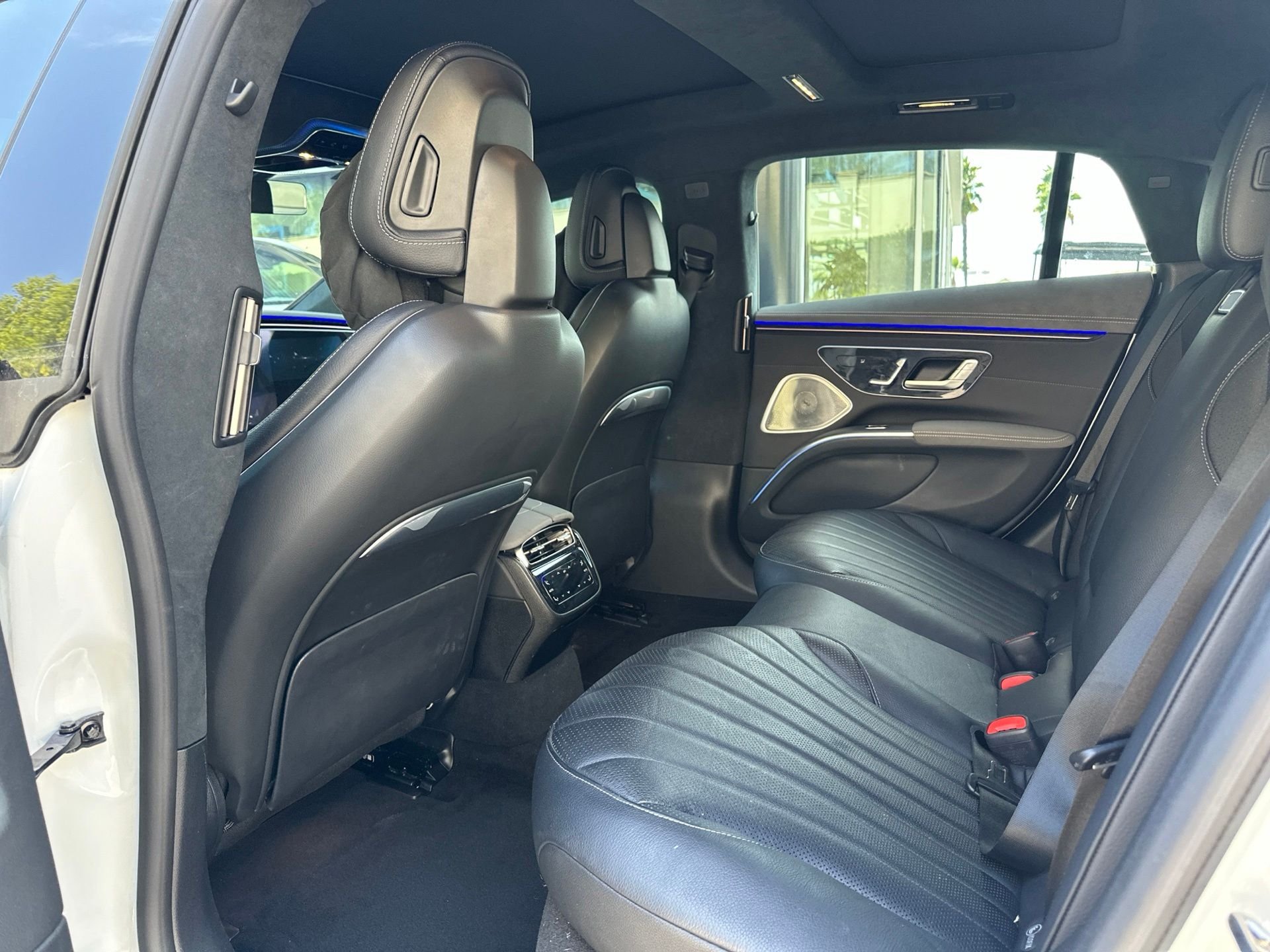 Used 2024 White Mercedes-Benz 450 image 10
