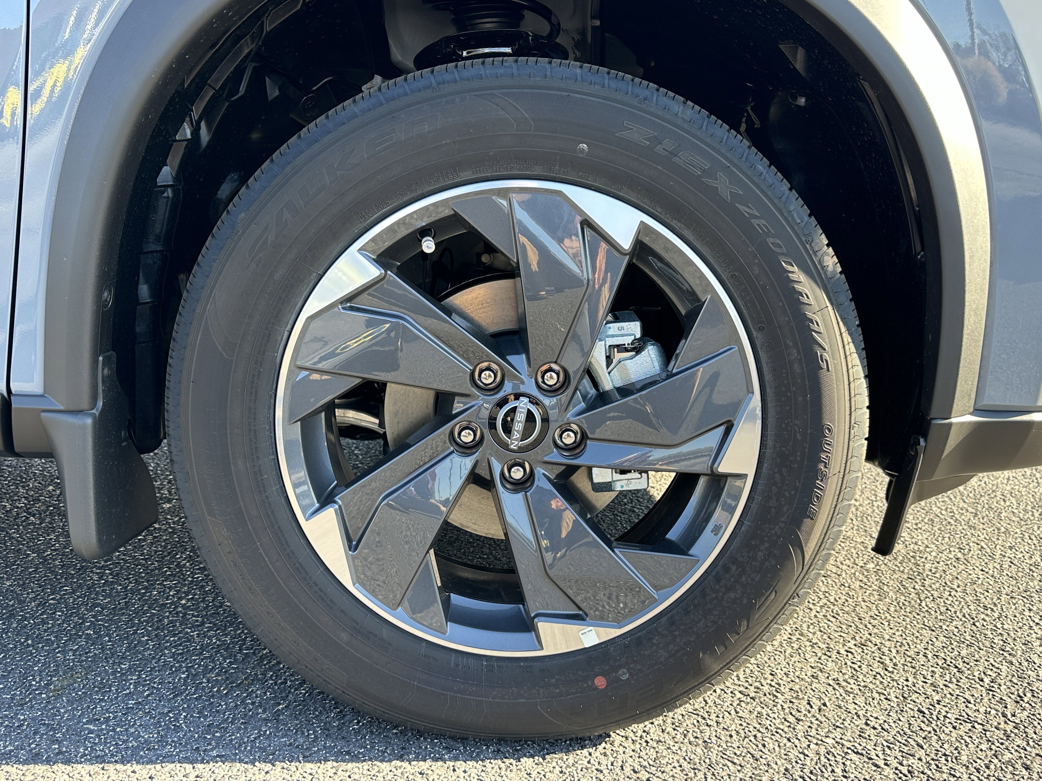 New 2026 Boulder Gray Pearl Nissan SV image 13