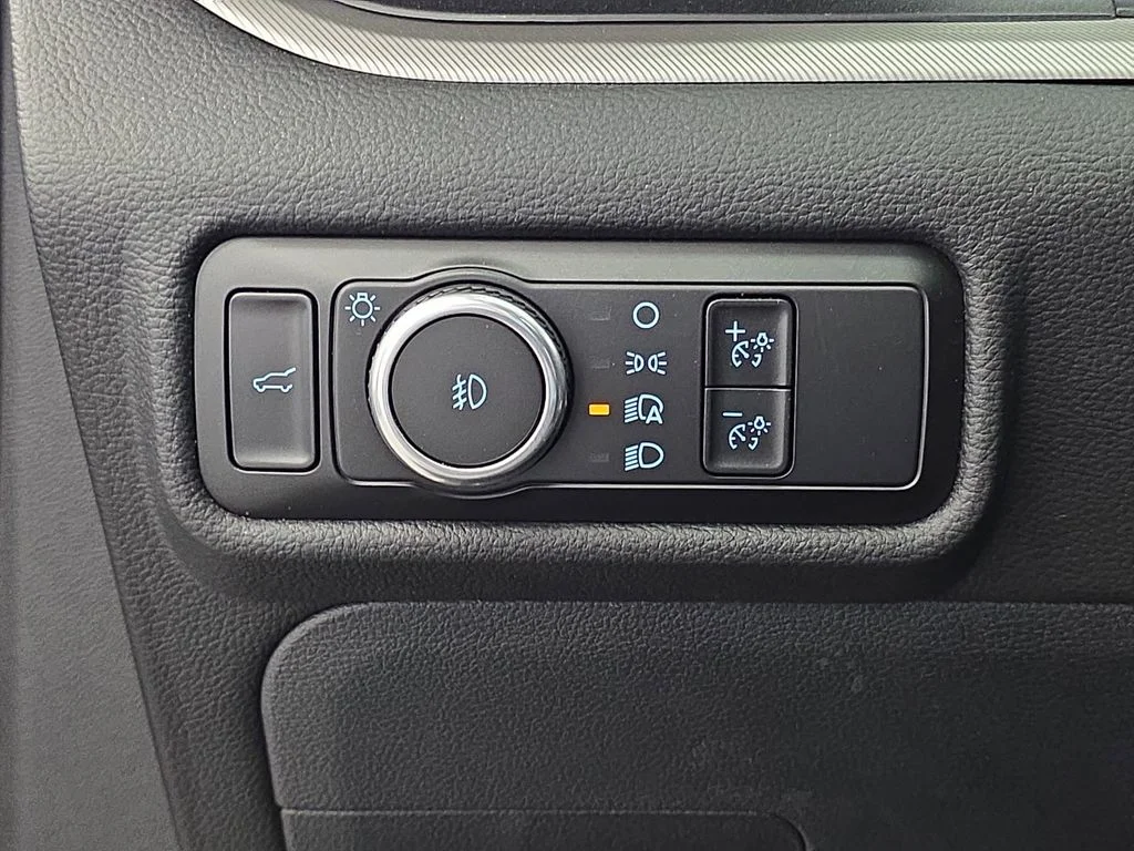 Certified Used 2023 Carbonized Gray Metallic Ford XLT image 24