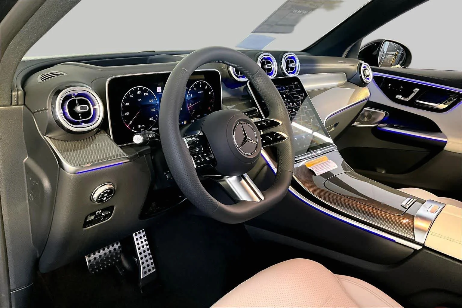 New 2026 Obsidian Black Metallic Mercedes-Benz GLC 300 image 9