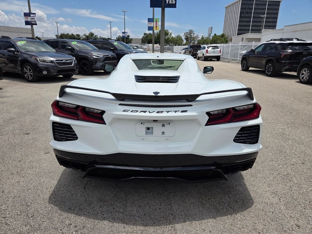Used 2023 White Chevrolet Stingray image 10