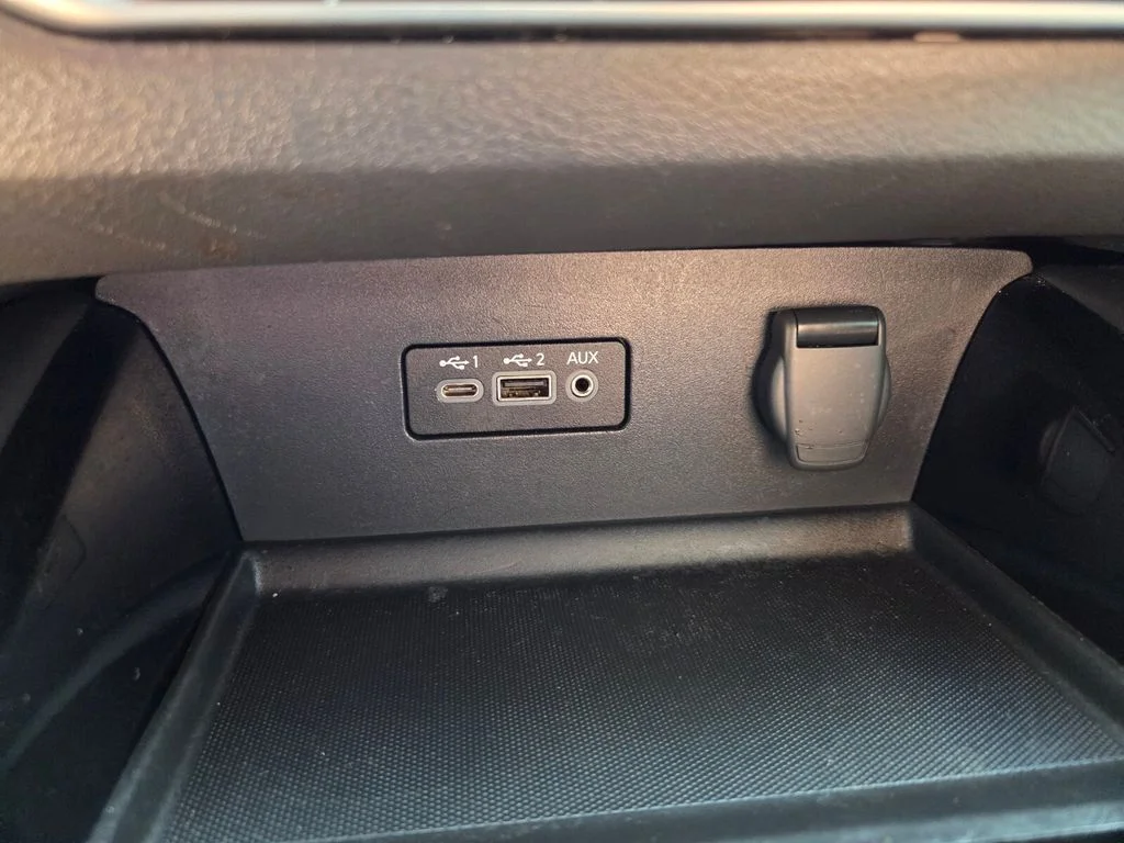 Used 2023 Black Nissan 2.5 SV image 26