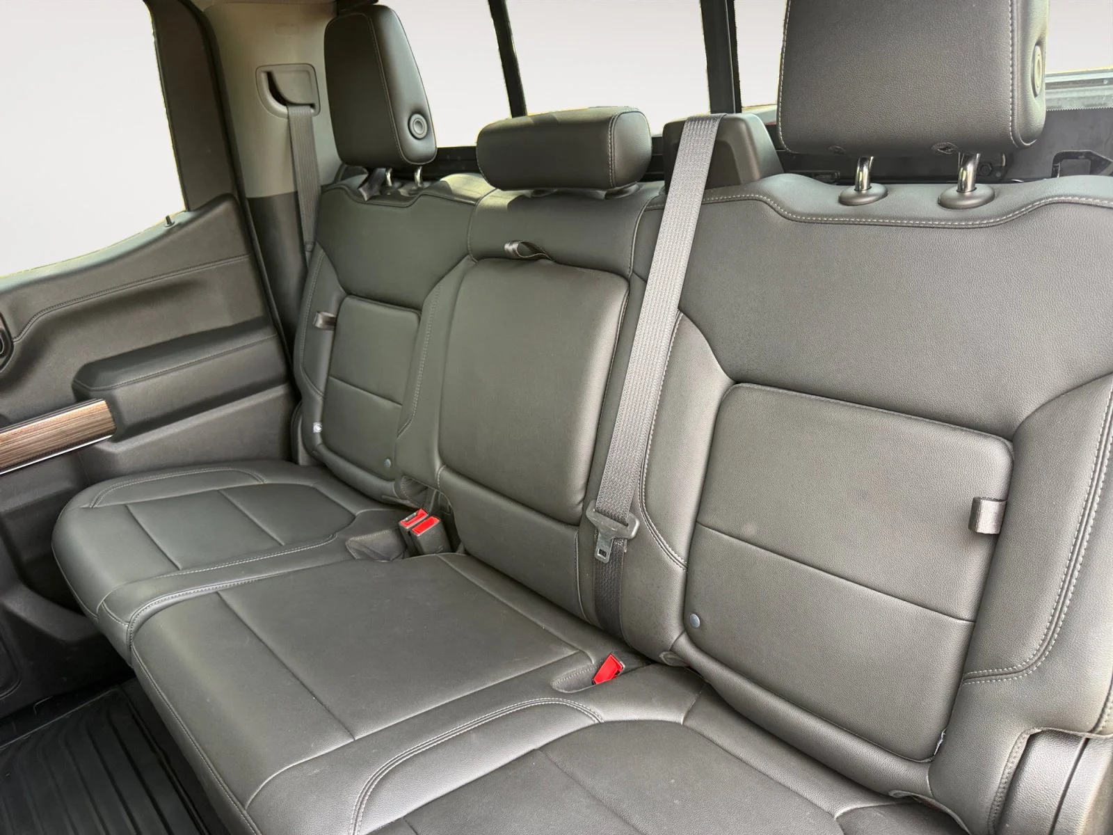 Used 2019 Cajun Red Tintcoat Chevrolet LT image 24