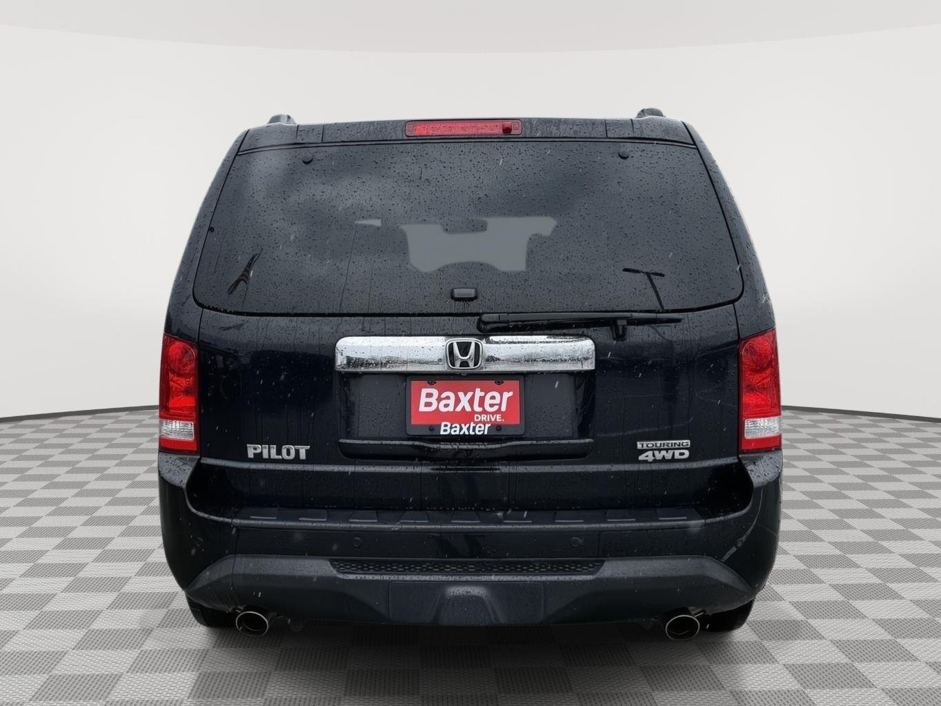 Used 2012 Crystal Black Pearl Honda Touring image 8