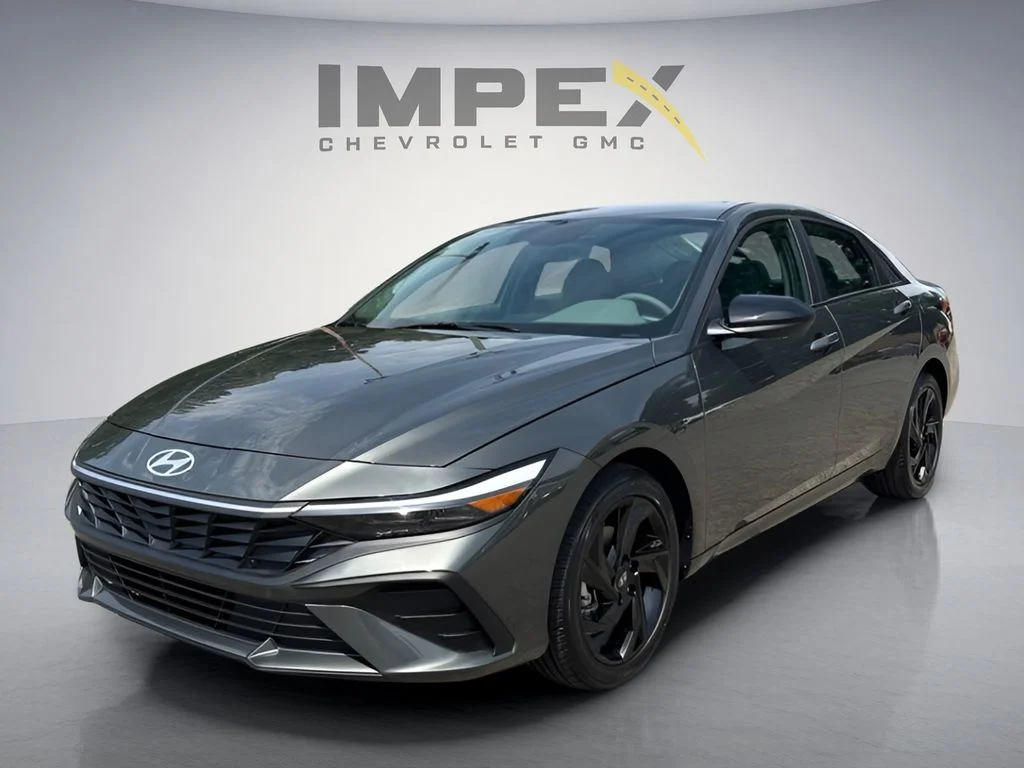 Used 2026 Gray Hyundai SEL Sport image 1