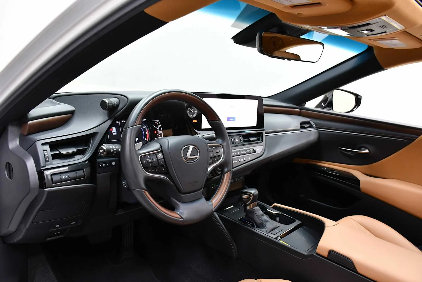 Certified Used 2024 Eminent White Pearl Lexus Luxury image 14