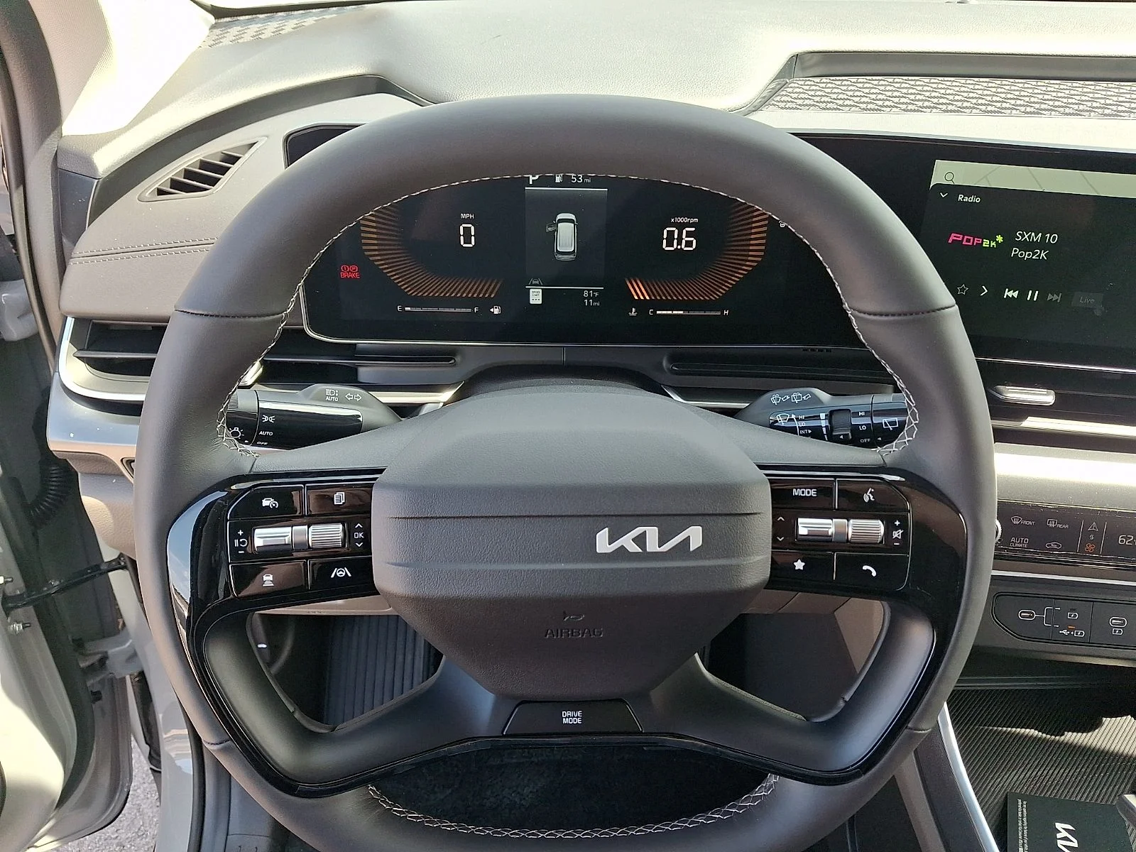 New 2027 White Kia LXS image 17