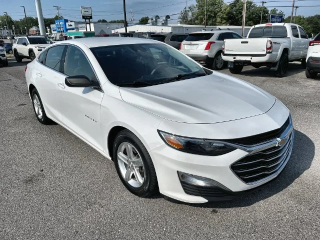 Used 2023 White Chevrolet LS image 18