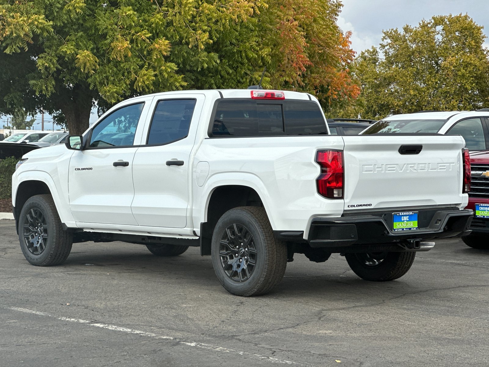 2026 Chevrolet Colorado WT view 6
