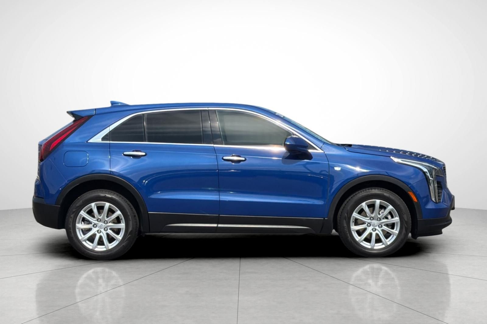 Used 2021 Blue Cadillac Luxury image 30