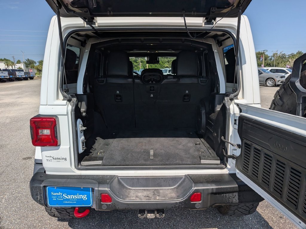 Used 2019 White Jeep Unlimited Rubicon image 29