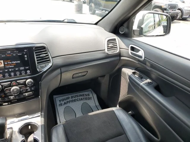 Used 2021 White Jeep Laredo X image 15