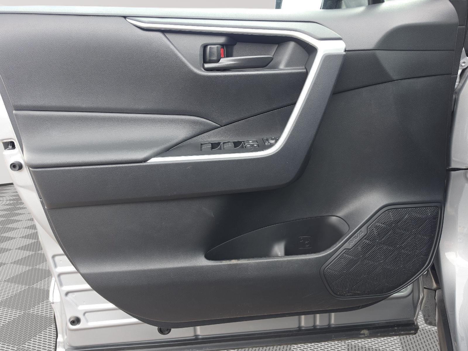 Certified Used 2025 Silver Sky Metallic Toyota LE image 6