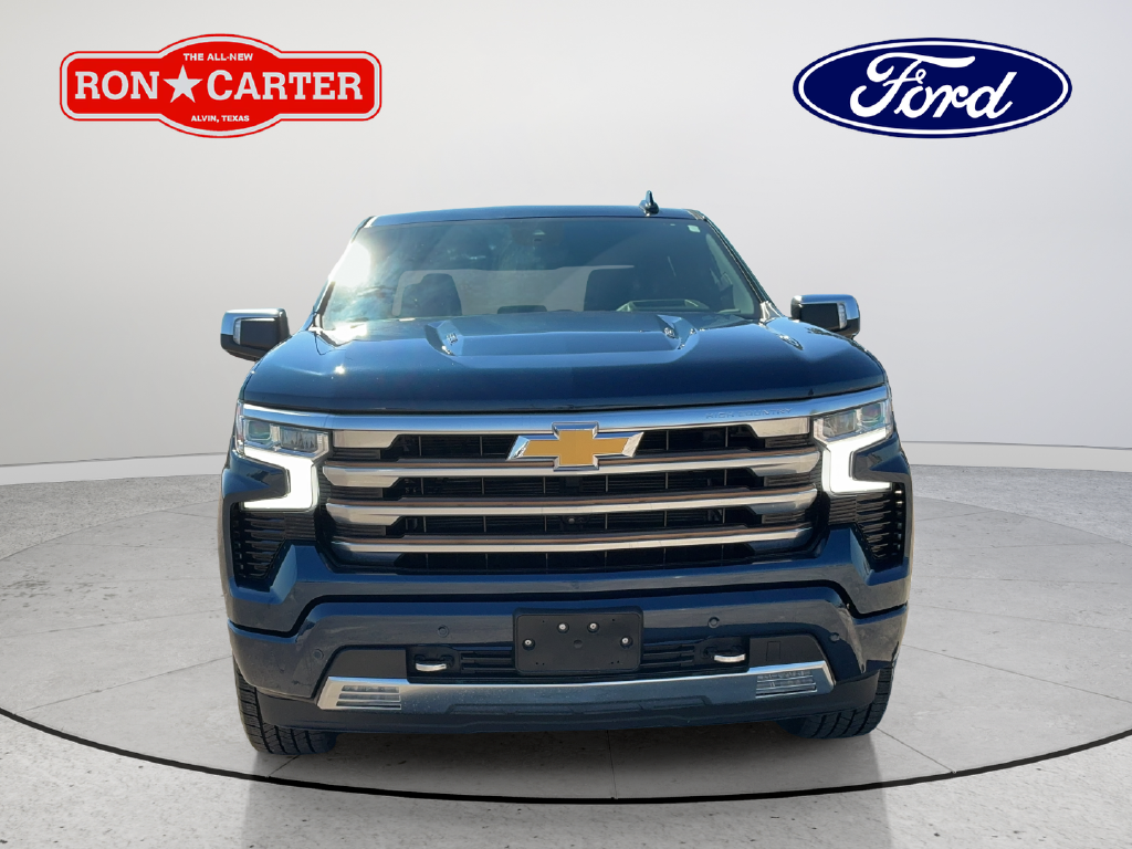 Used 2022 Blue Chevrolet High Country image 2
