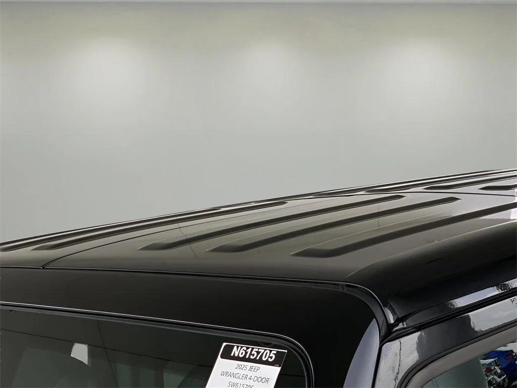 2025 Jeep Wrangler 4-Door Rubicon - Photo 16