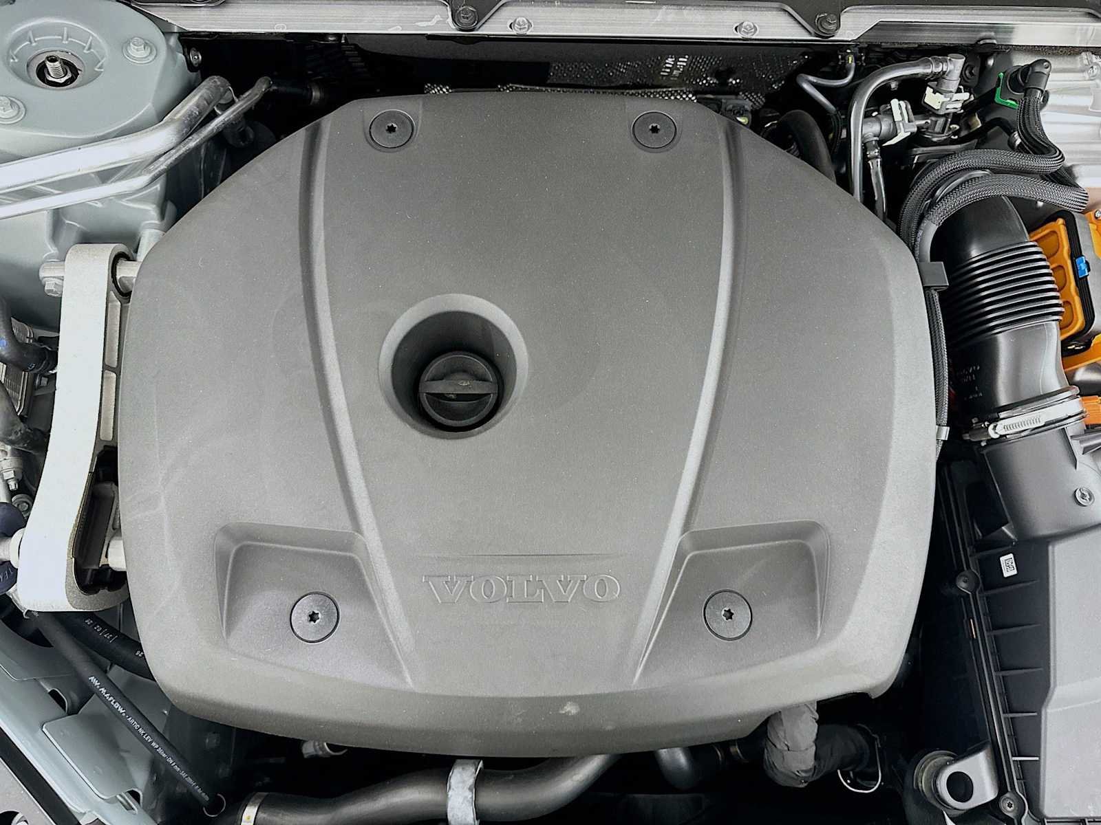 New 2026 Vapour Grey Volvo Plus image 27