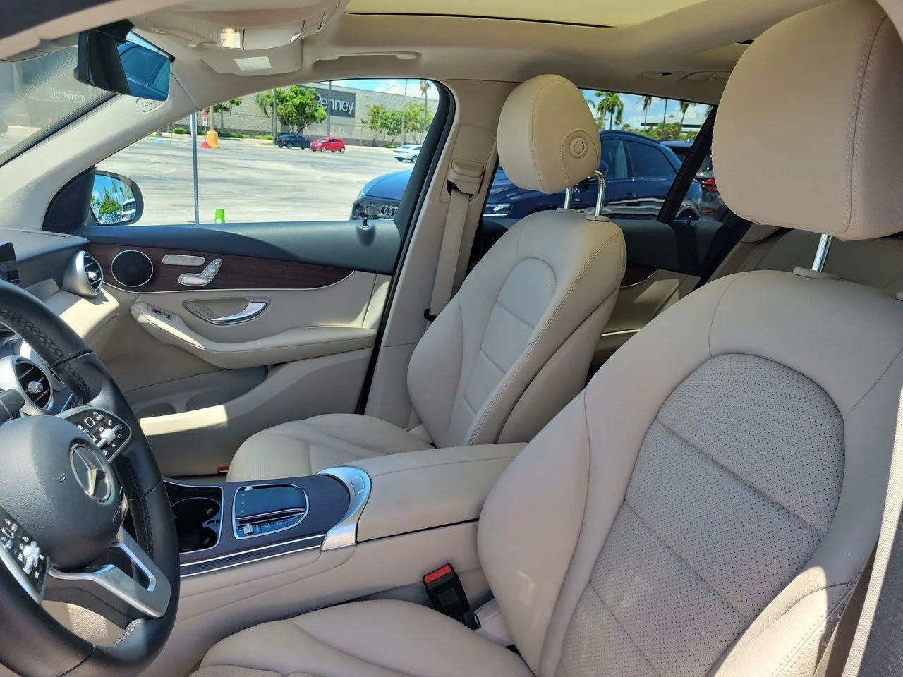Certified Used 2022 Silver Mercedes-Benz GLC 300 image 23