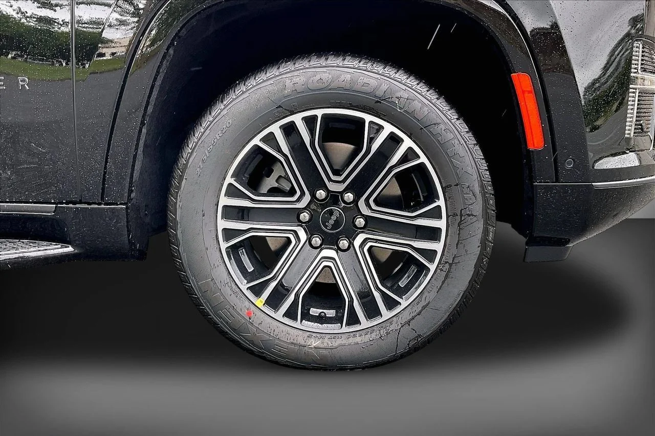New 2026 High Gloss Black Jeep  image 35