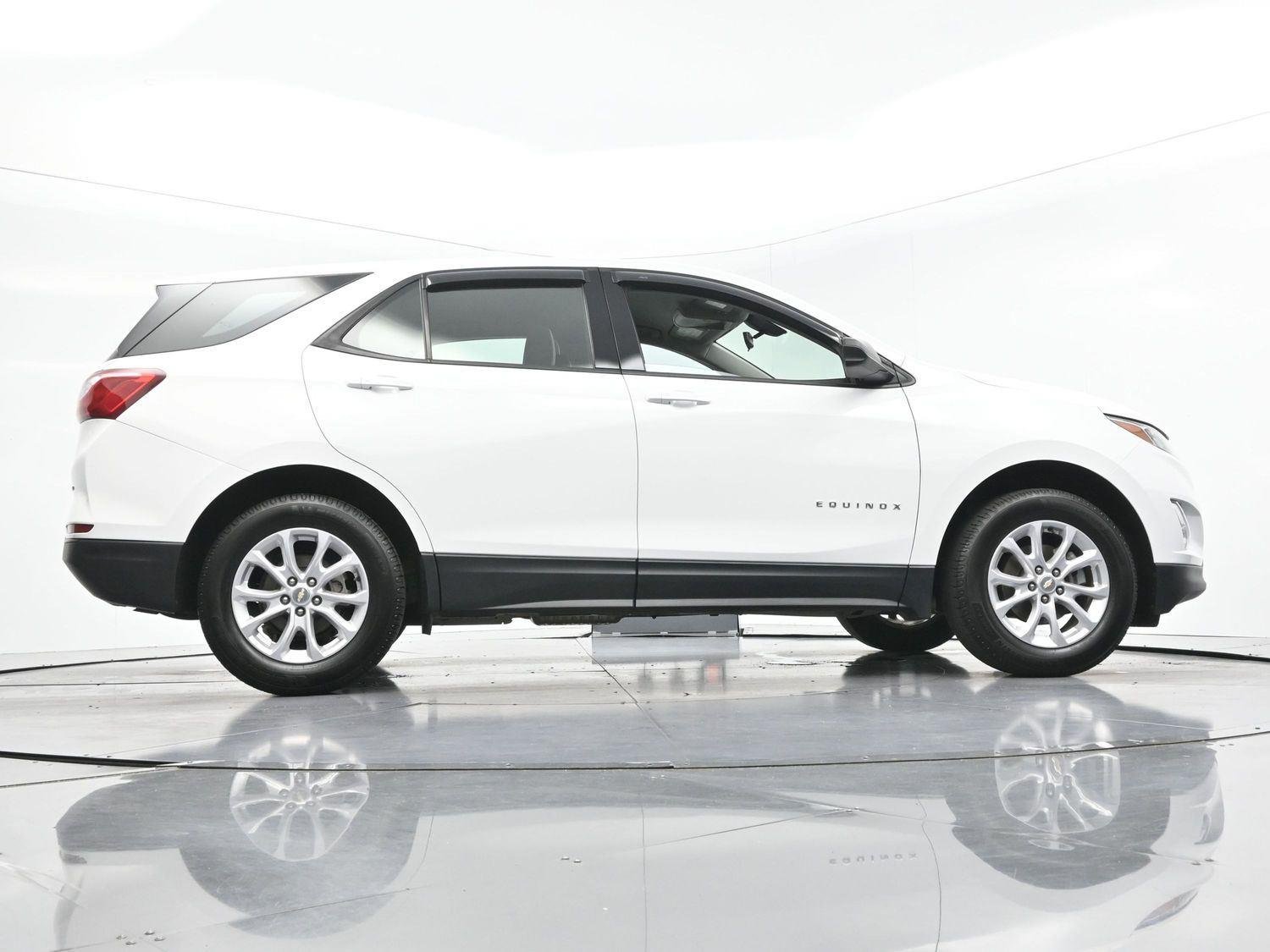 Used 2019 SUMMIT WHITE Chevrolet LS image 46