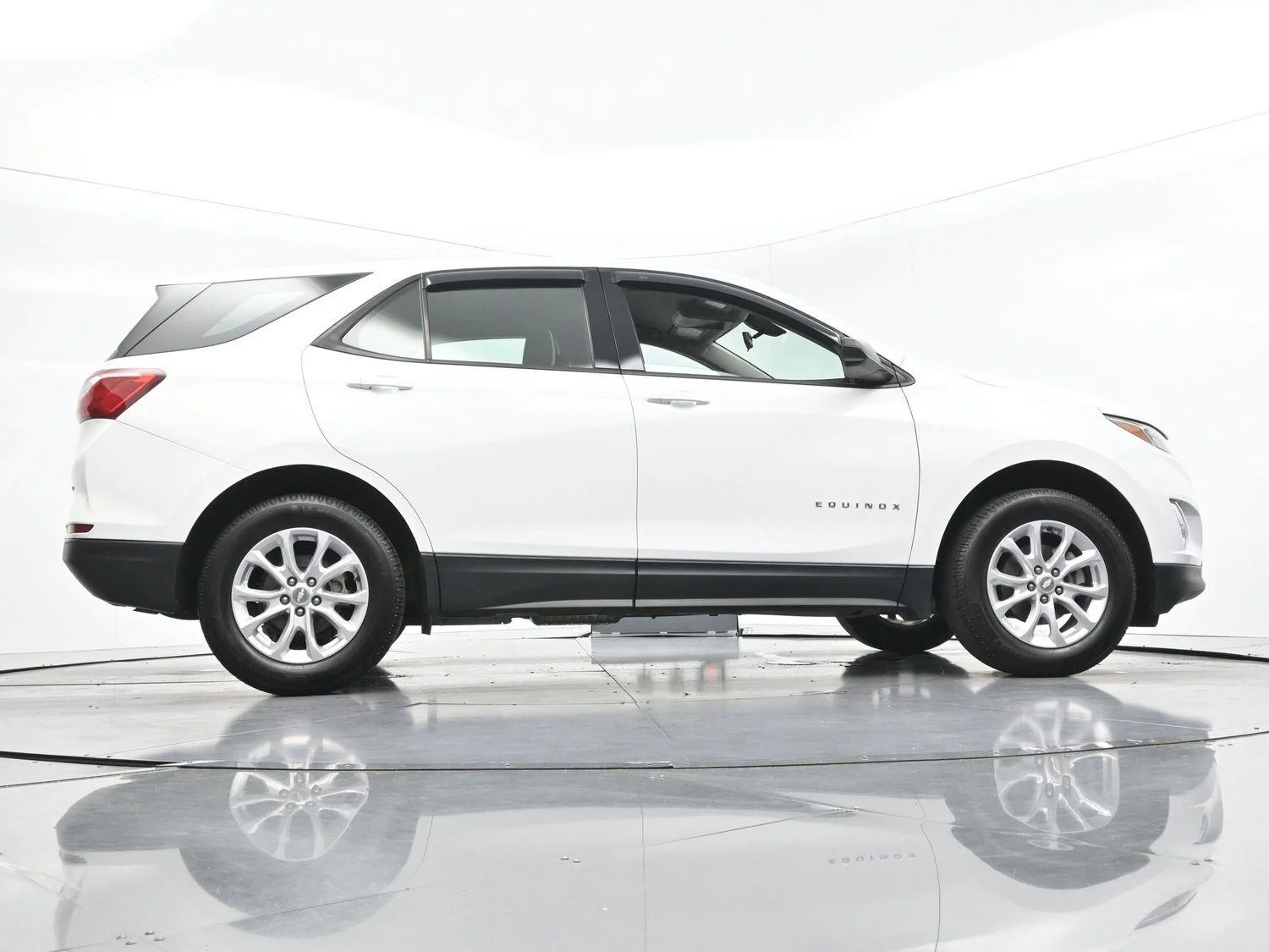 Used 2019 SUMMIT WHITE Chevrolet LS image 46