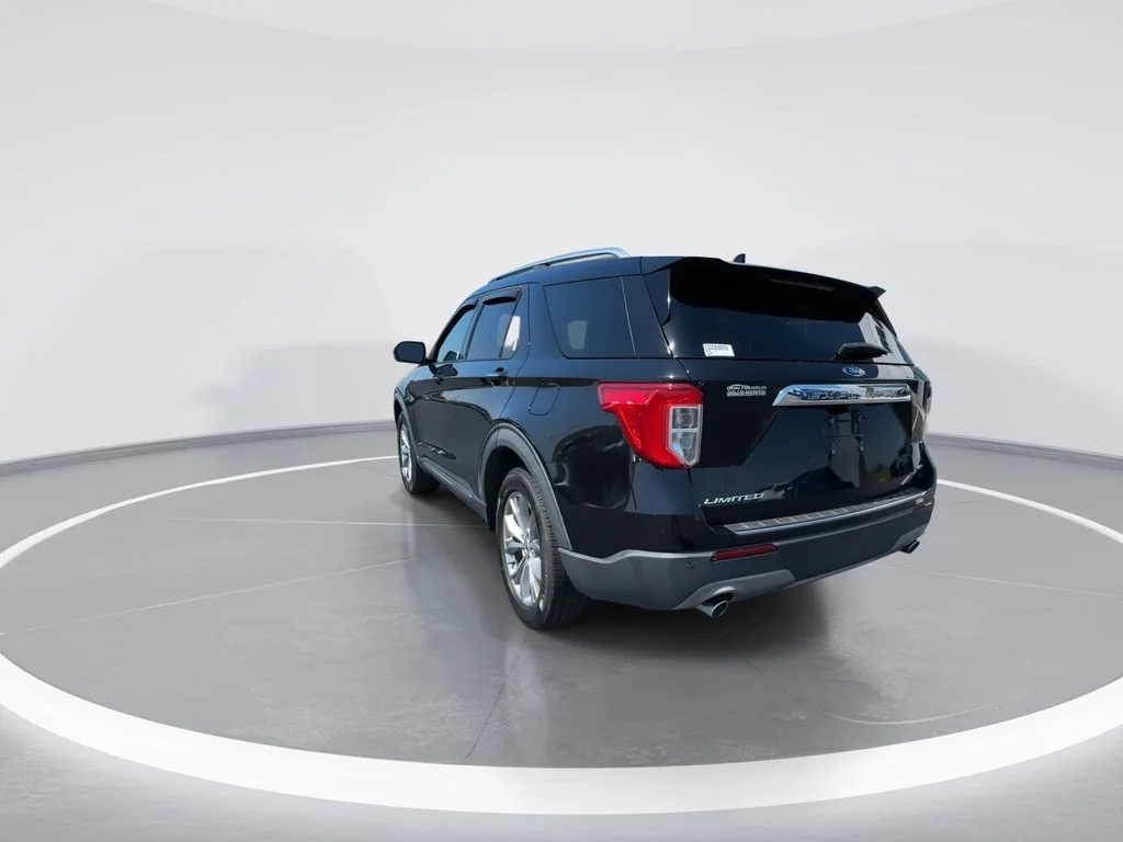 Used 2020 Black Ford Limited image 7