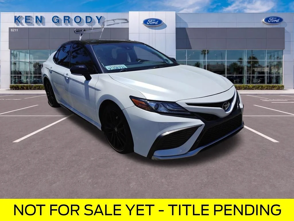 2021 Toyota Camry XSE FWD photo