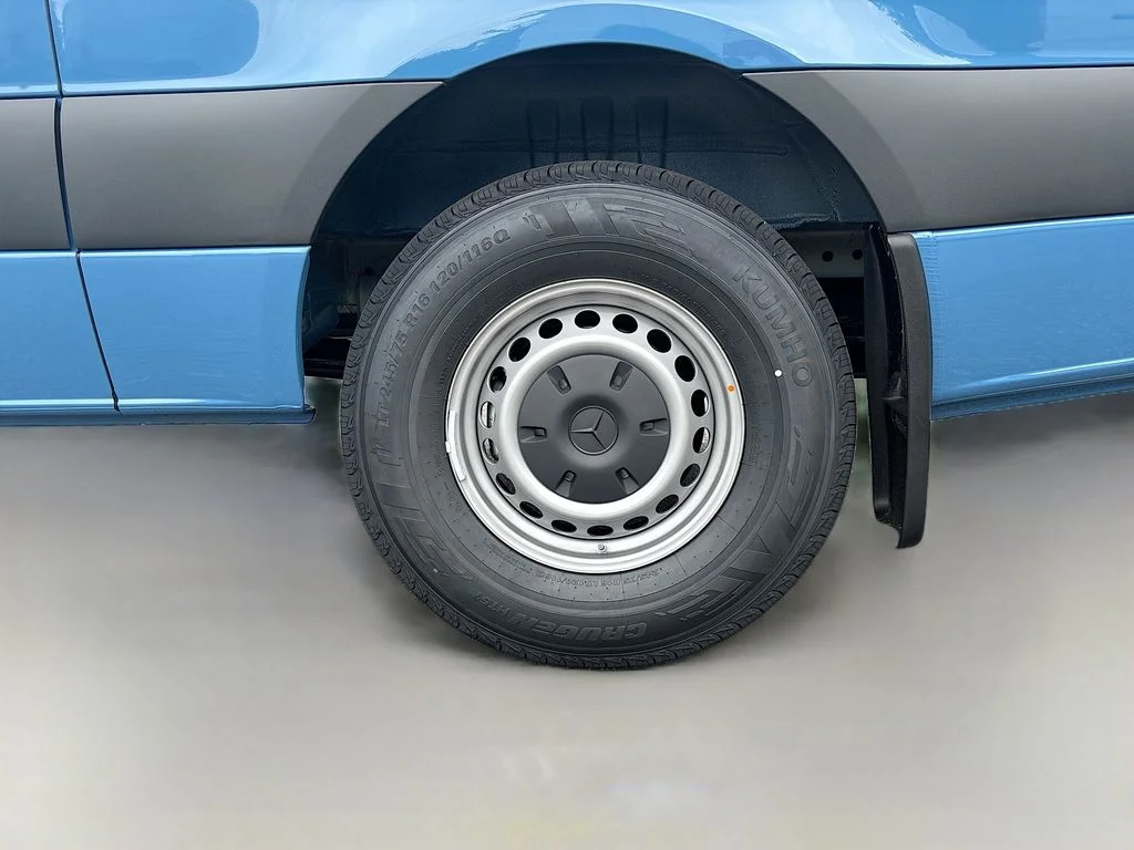 New 2026  Mercedes-Benz Cargo 144 WB image 14