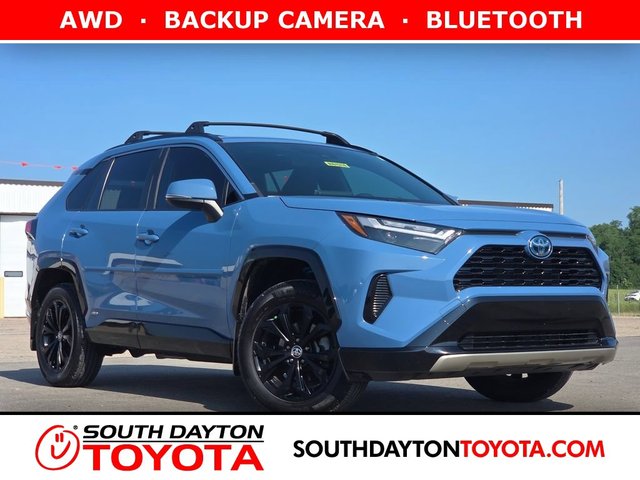 2022 Toyota RAV4 SE