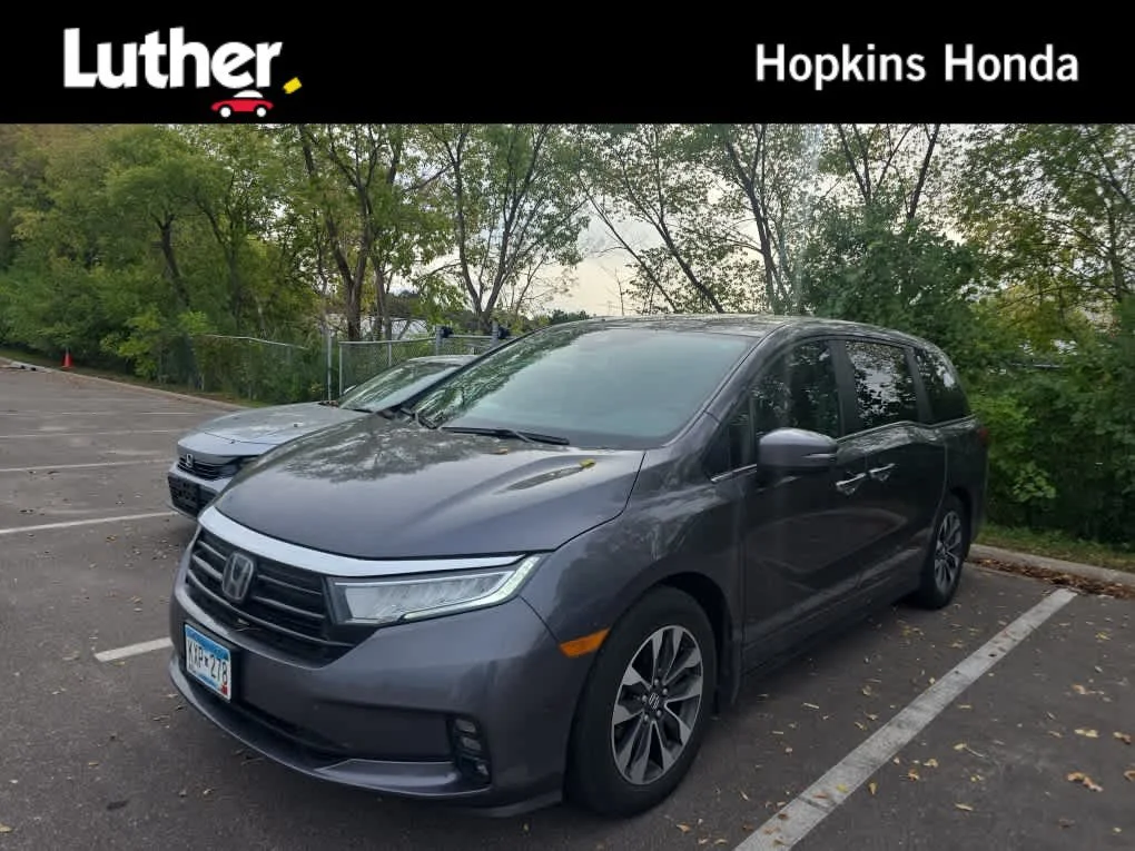 Certified Used 2024 Modern Steel Metallic Honda EX-L image 1