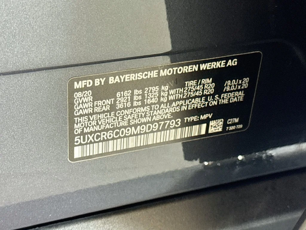 Used 2021  BMW xDrive40i image 38