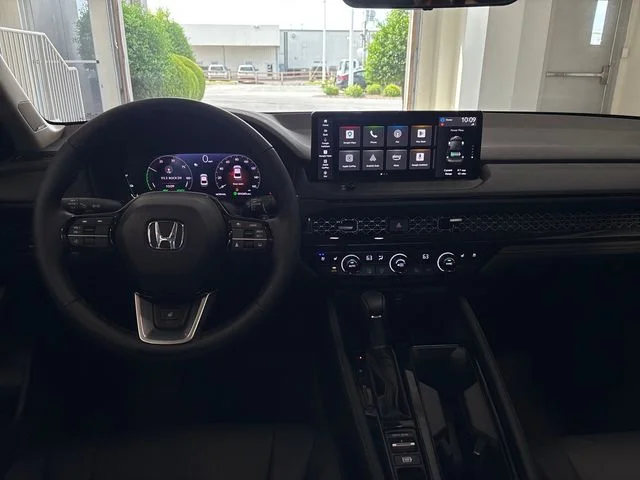 Certified Used 2026 Canyon River Blue Metallic Honda Touring Hybrid image 17