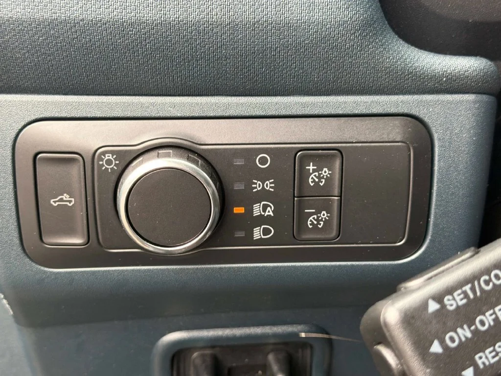 Used 2022 Area 51 Ford XL image 33