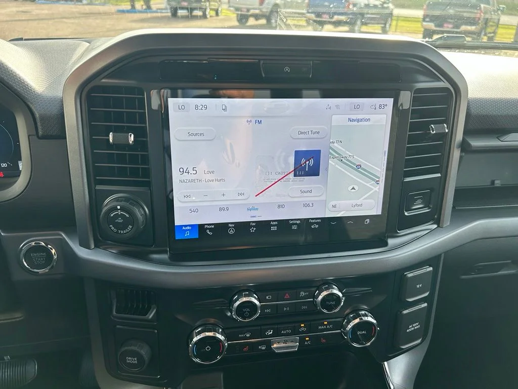 New 2026 Oxford White Ford XLT image 14