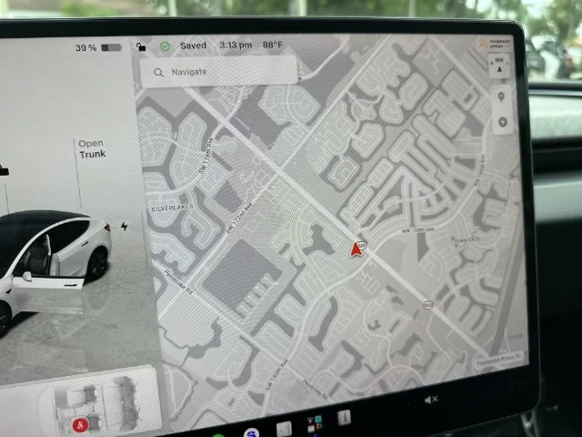 2025 Tesla Model 3 Long Range - Photo 18