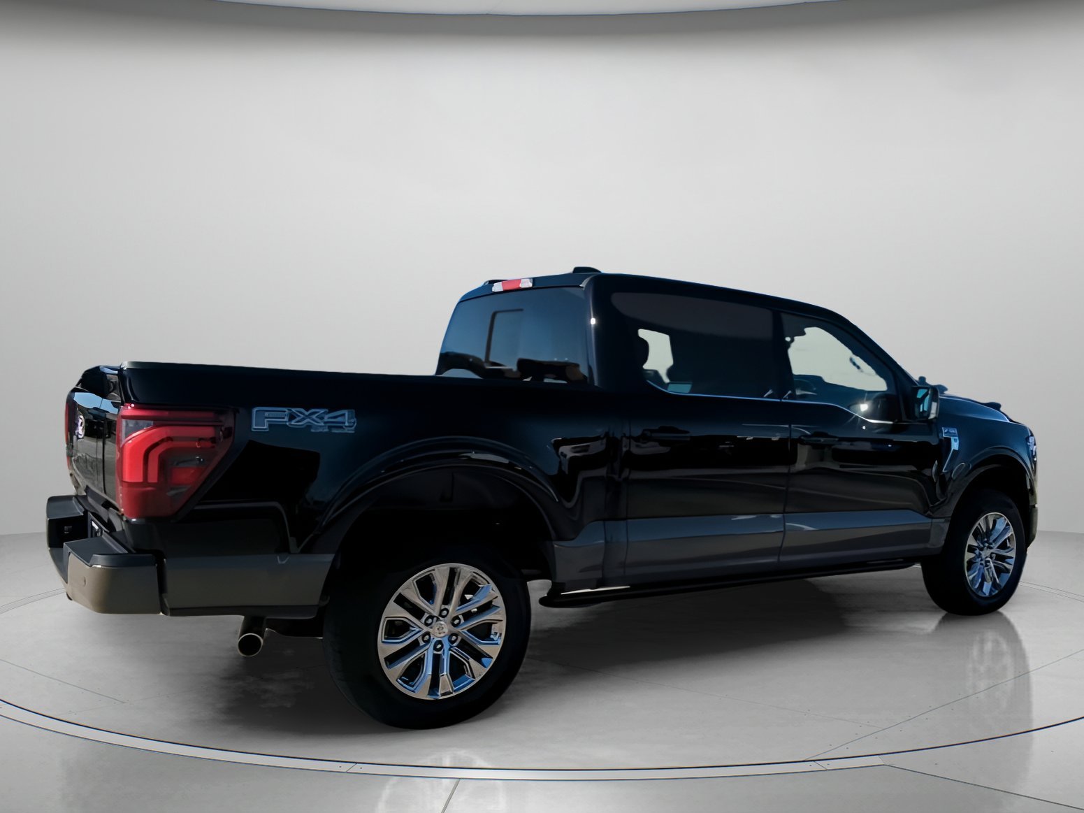 New 2026 Agate Black Metallic Ford King Ranch® image 26